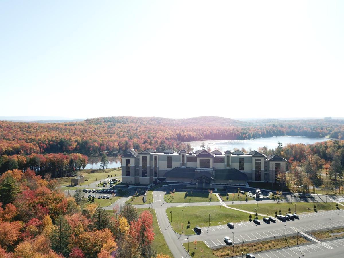 Yo1 Longevity & Health Resorts, Catskills Monticello Exterior foto
